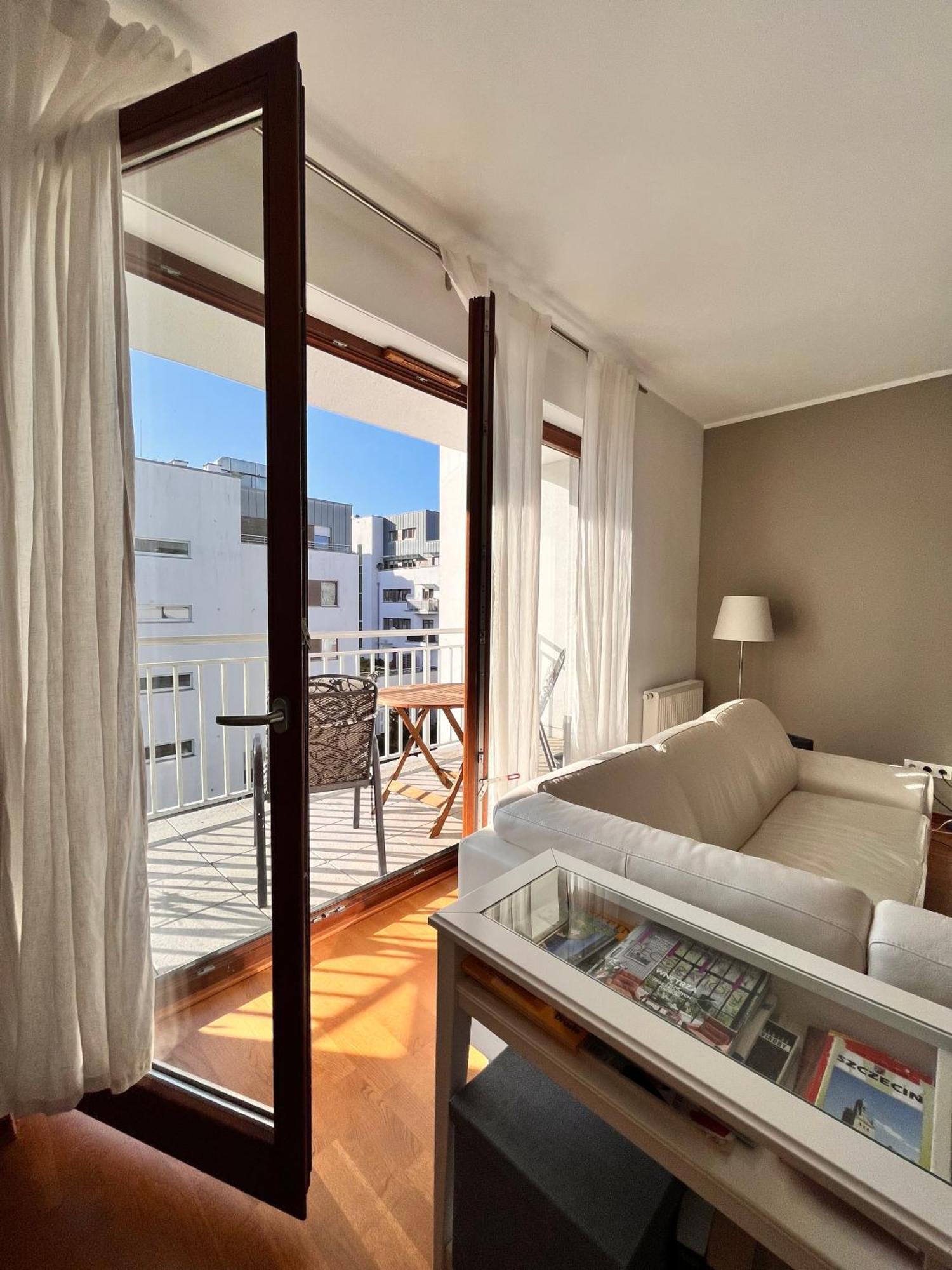 Mercury Two-bedroom & Parking *